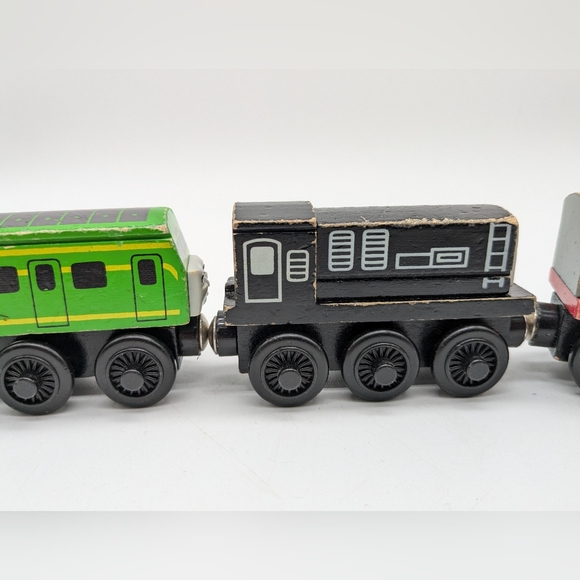 Thomas & Friends Wooden Railway Lot Set Train Daisy Salty Diesel Mavis Frank - Picture 11 of 16